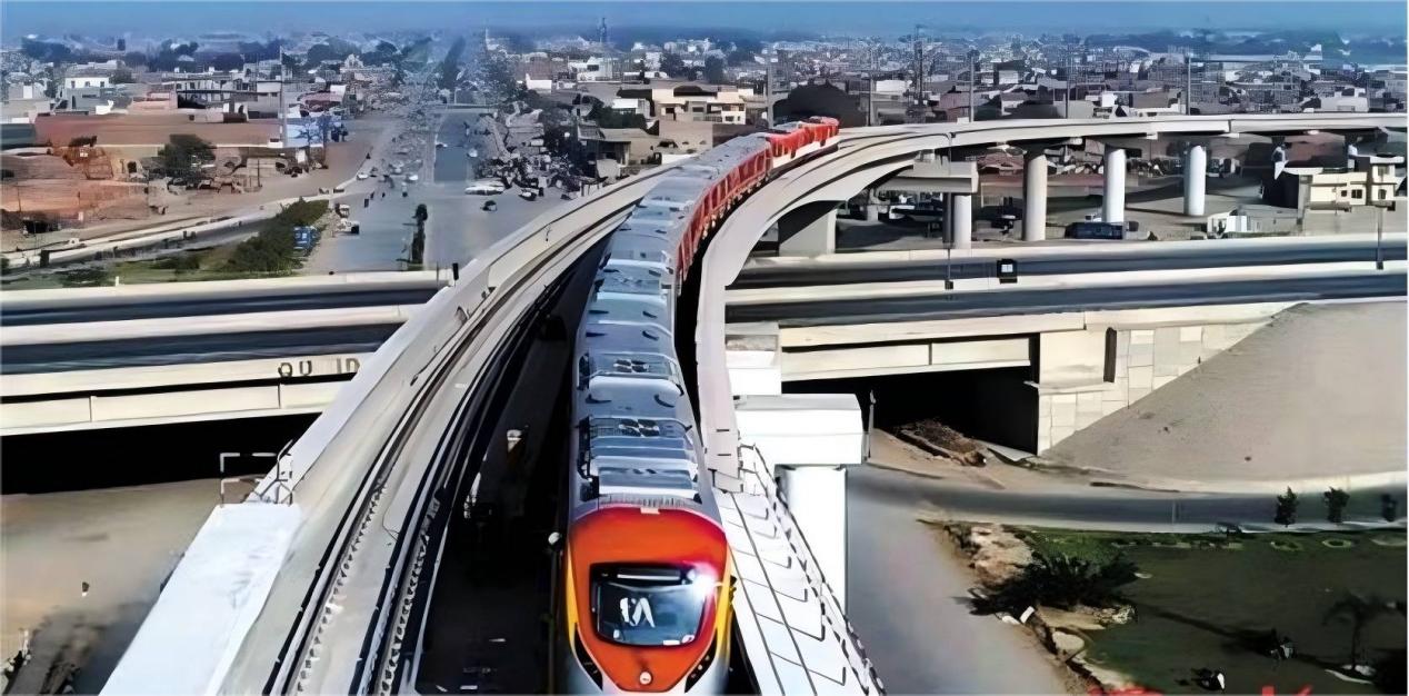 使用瑞驰兰自愈防水材料的高铁高架桥图片